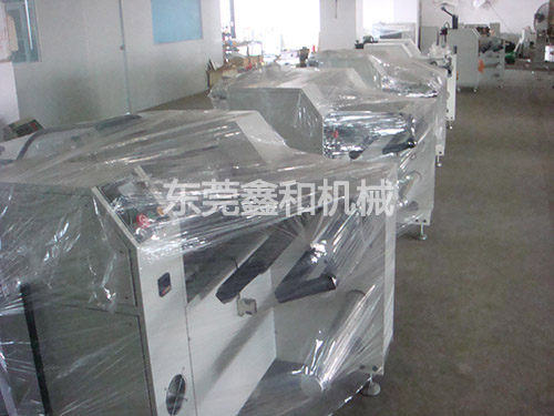 预涂膜覆膜机车间