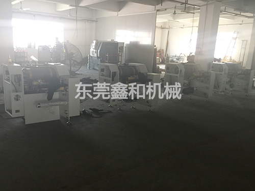 轮转覆膜机车间